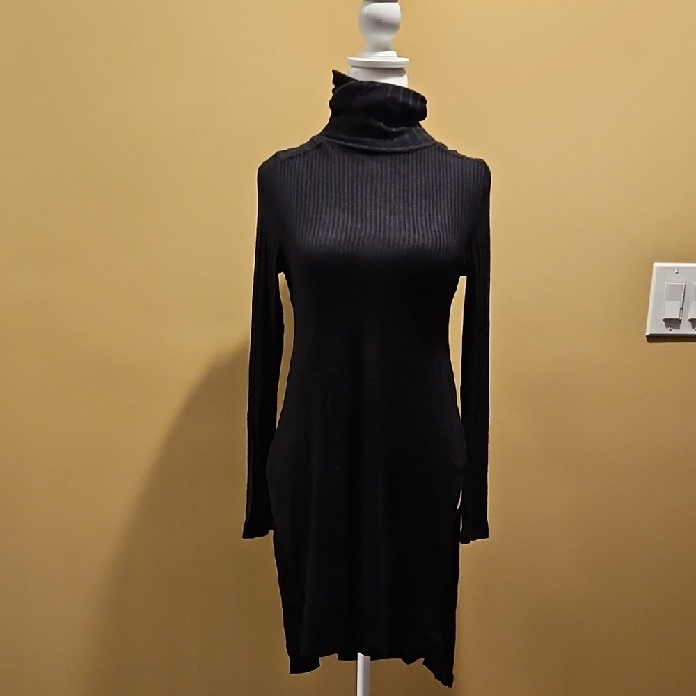 Anthropolgie Sheer Black Tunic Sweater - sz small